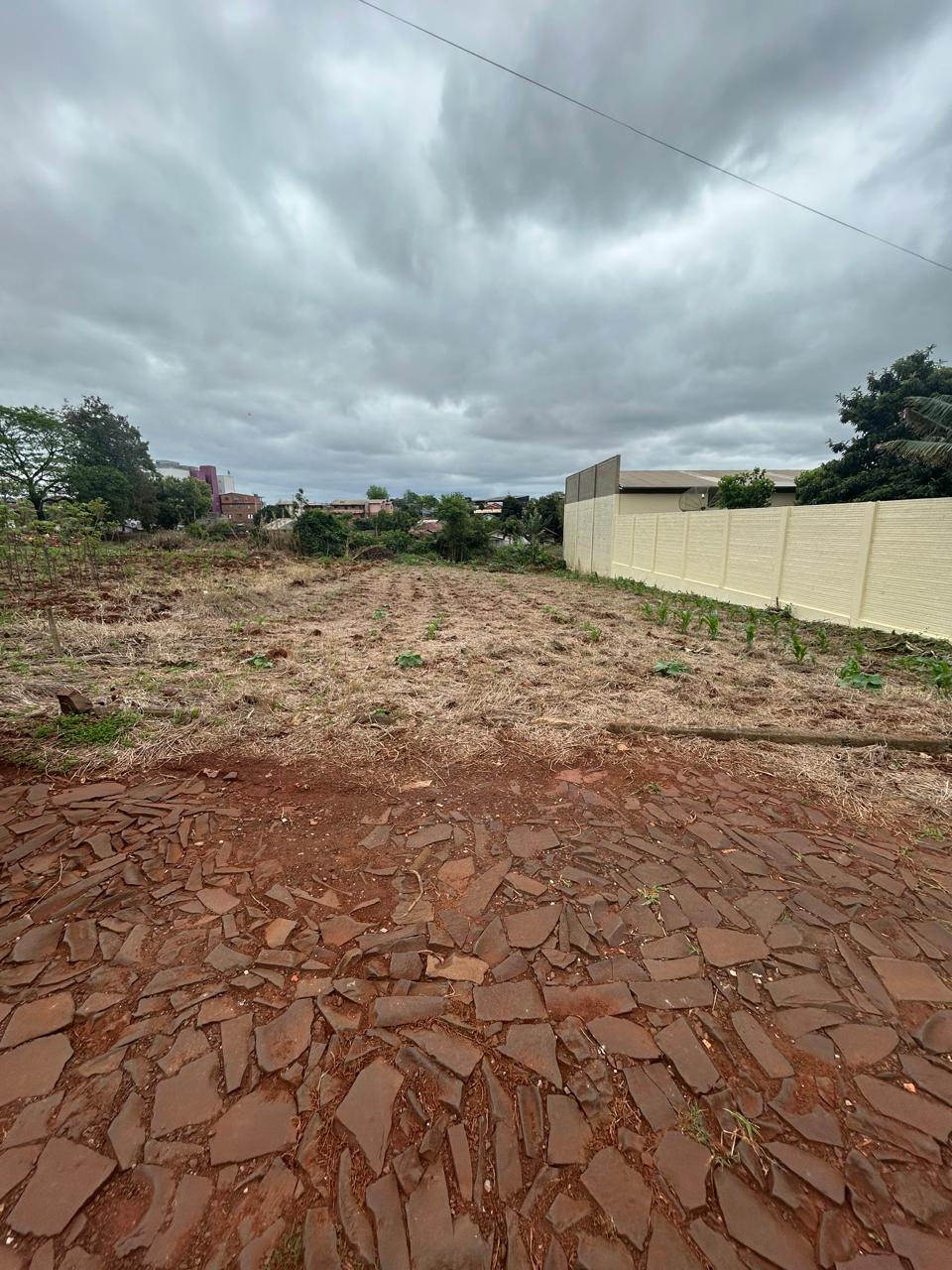 TERRENO À VENDA – EXCELENTE LOCALIZAÇÃO EM TRÊS DE MAIO/RS